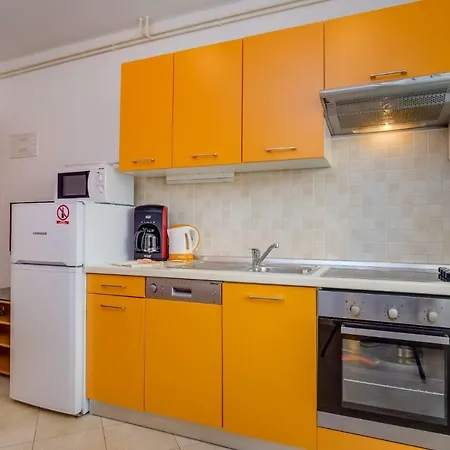 Apartments Saga - Garden And Grill Apartman Mali Lošinj