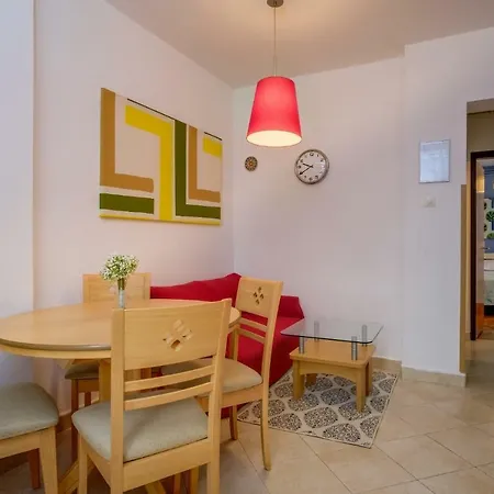 Apartman Apartments Saga - Garden And Grill