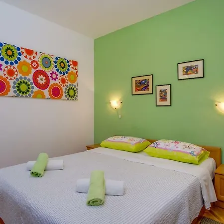 Apartments Saga - Garden And Grill Apartman *