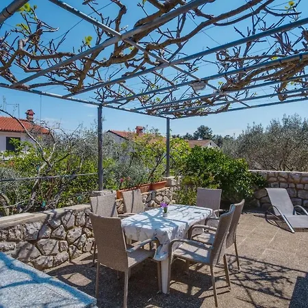 Apartments Saga - Garden And Grill Apartment *